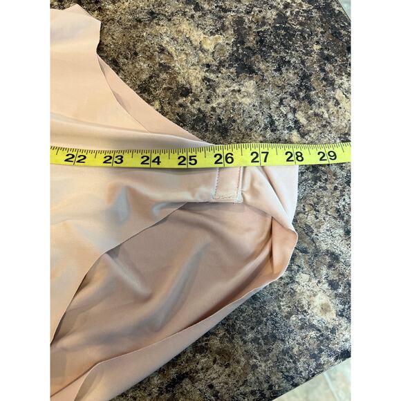 Strut and Bolt NEW Satin Pink Colorblock V Neck Wrap Bodysuit Size Medium - Picture 7 of 7
